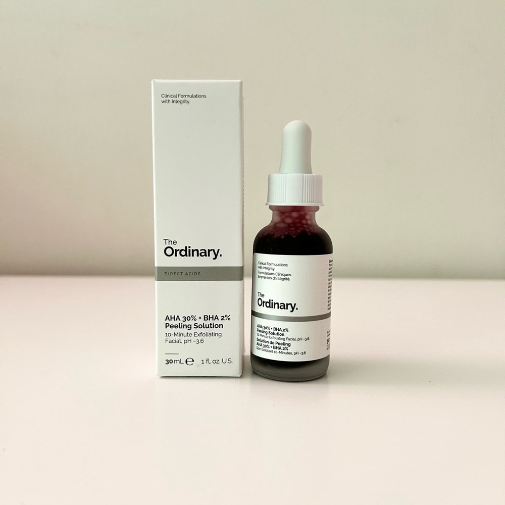 THE ORDINARY AHA 30% + BHA 2% Resurfacing + Exfoliating Peel Solution 30 mL